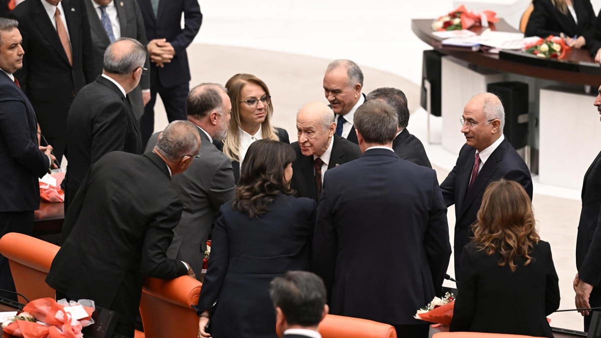 DEM Parti, AKP'yi Bahçeli'ye şikayet etti