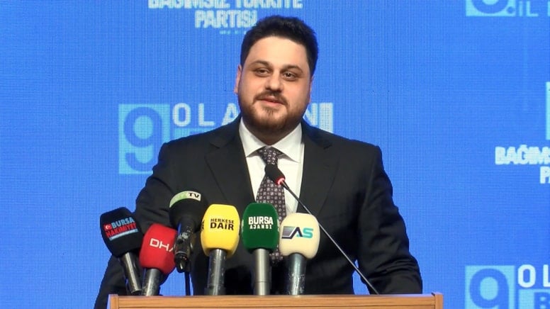 Hüseyin Baş'tan Erdoğan'a Mesut Özil göndermesi