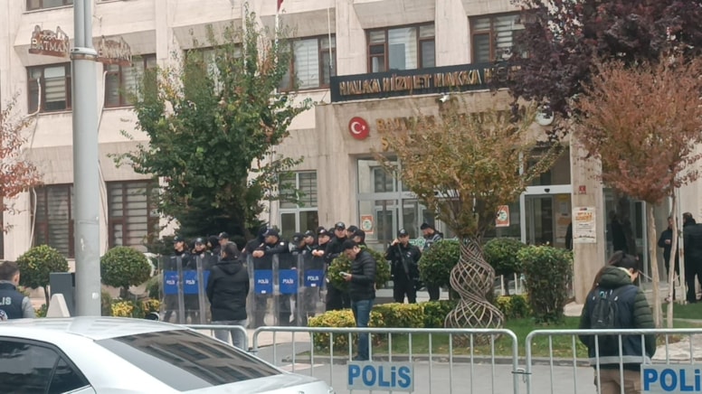 Batman Belediyesi'nde 112 kişinin sözleşmesi feshedildi