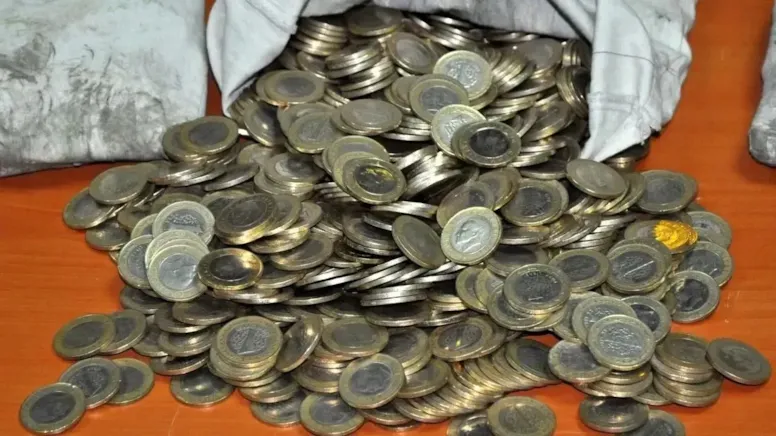 Cüzdanında bu bozuk parayı taşıyan köşeyi döndü: Fiyatı altınla yarışıyor