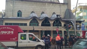 Kocaeli'nde tarihi cami yandı