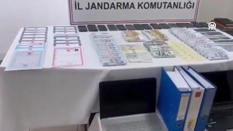 Tapu, çek senet operasyonunda 8 zanlı tutuklandı