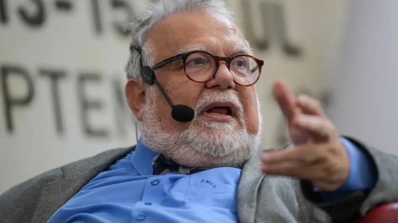 Prof. Dr. Celal Şengör'den korkutan 'deprem fırtınası' yorumu: Yanardağ patlarsa hepimize Allah'a ısmarladık