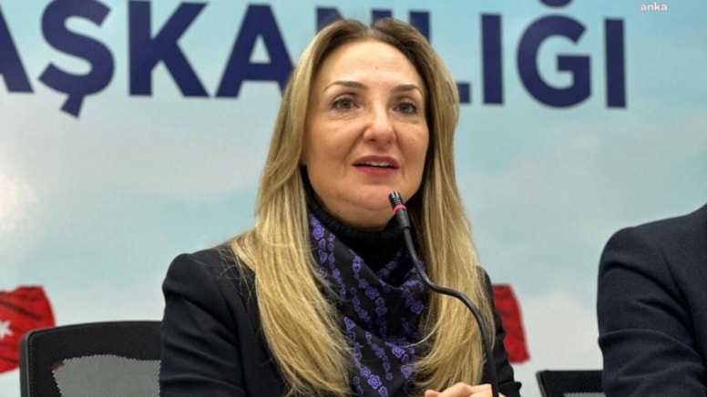 CHP'li Aylin Nazlıaka: Aileyi afişle değil, eğitimle koruyun