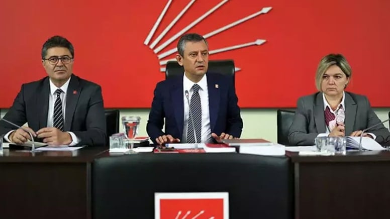 Kritik zirve sonrası CHP toplanıyor: Gündem erken seçim