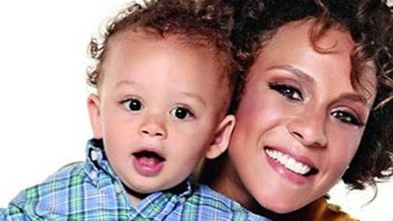 Defne Joy Foster'ın oğlunun son hali görenleri şaşırttı