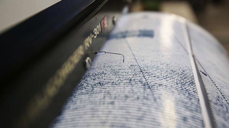 Son dakika Ege Denizi'nde sabaha karşı peş peşe deprem