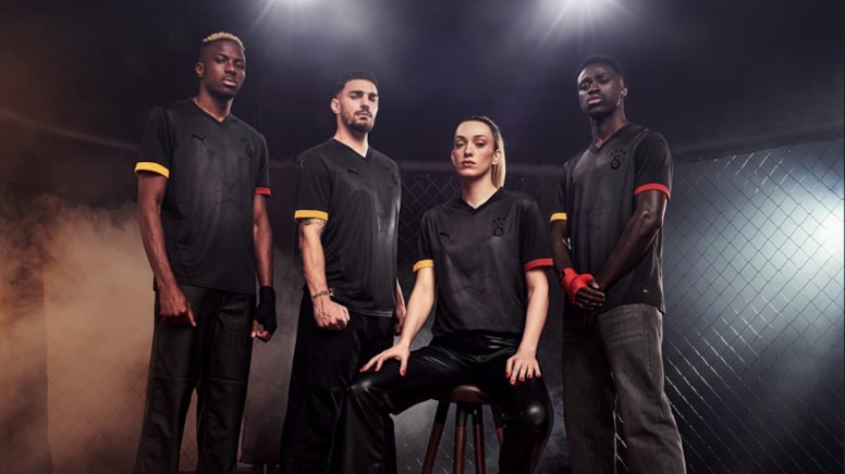 Galatasaray'ın 4. forması görücüye çıktı