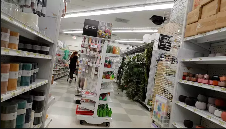 80 yıllık kumaş devi iflas etti: 500 mağazasını kapatıyor