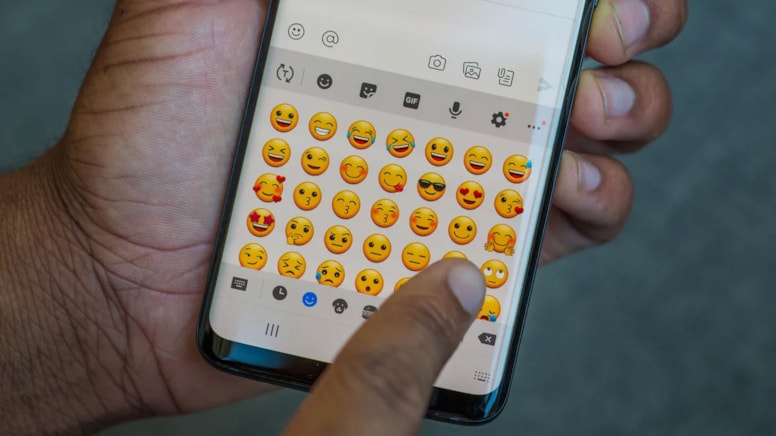 Sinir bozan "emojiyle" işten çıkarılıp 4.3 milyon TL tazminat aldı