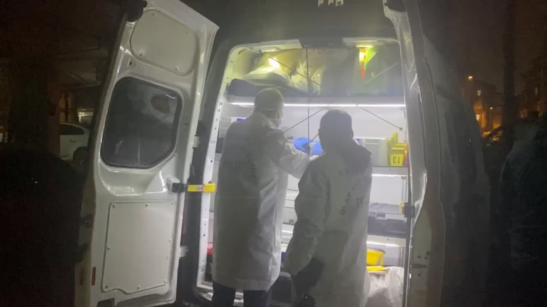 Genç kadının cesedi kesikler içinde bulundu!