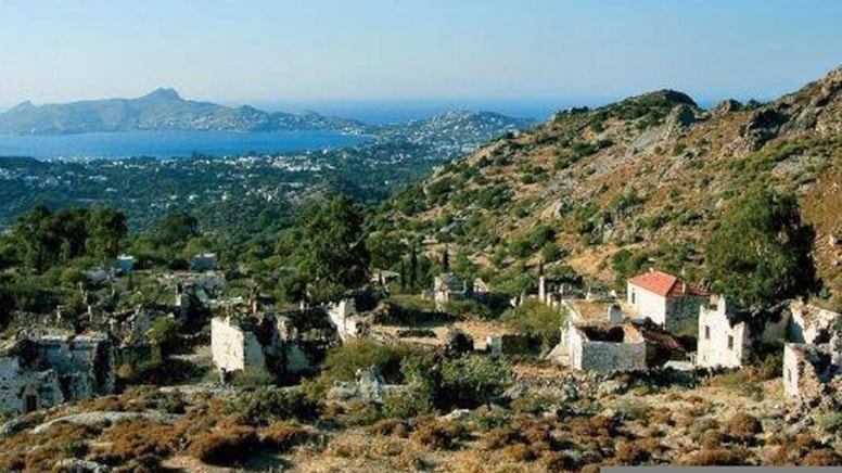Terk edilmiş gizemli köyler: Sadece bir kişi yaşıyor