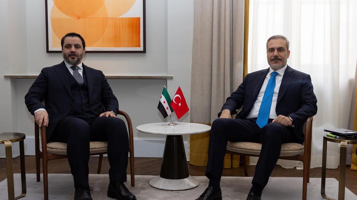 Hakan Fidan Suriye Dışişleri Bakanı ile bir araya geldi
