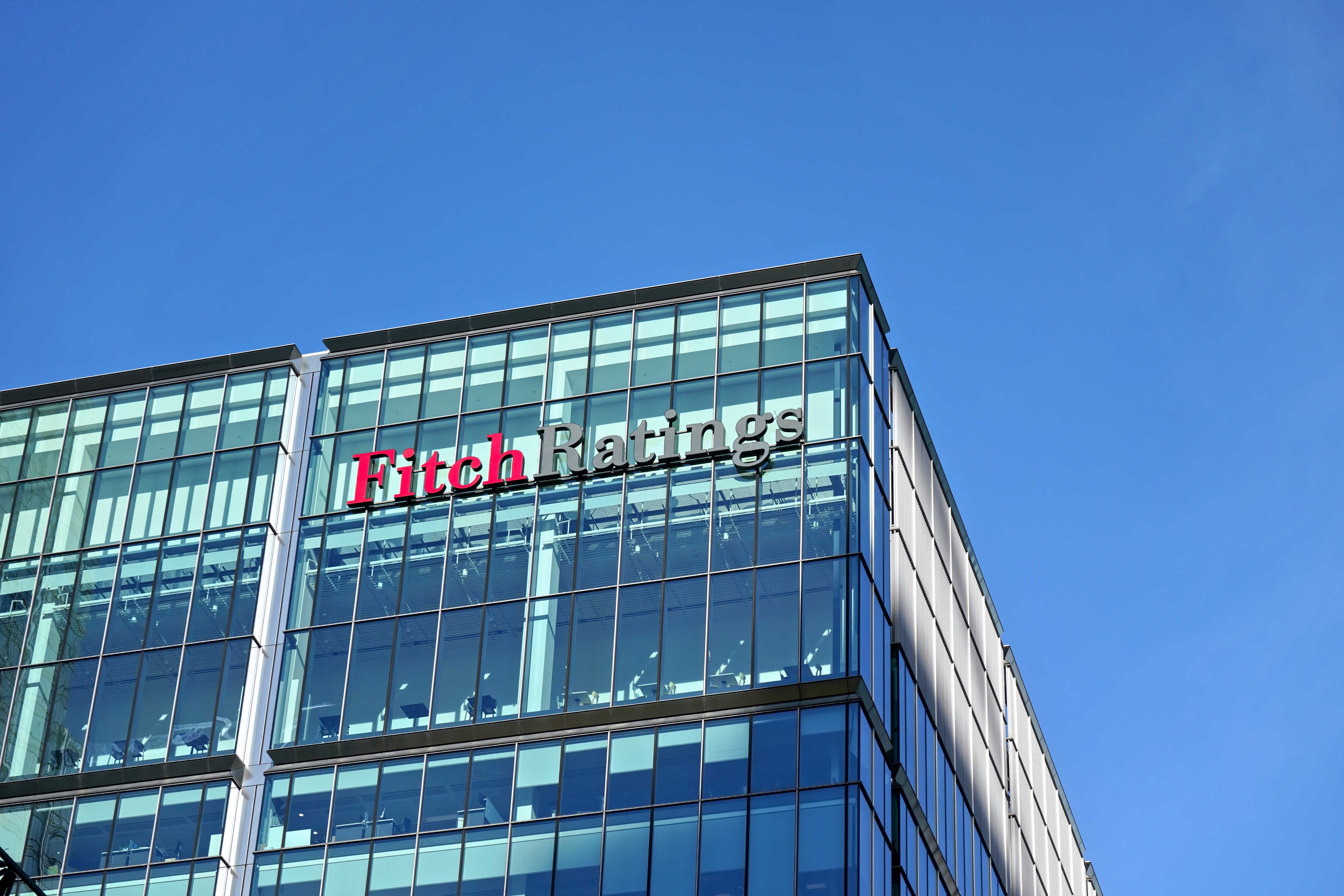 Fitch, SASA'nın kredi notunu düşürdü