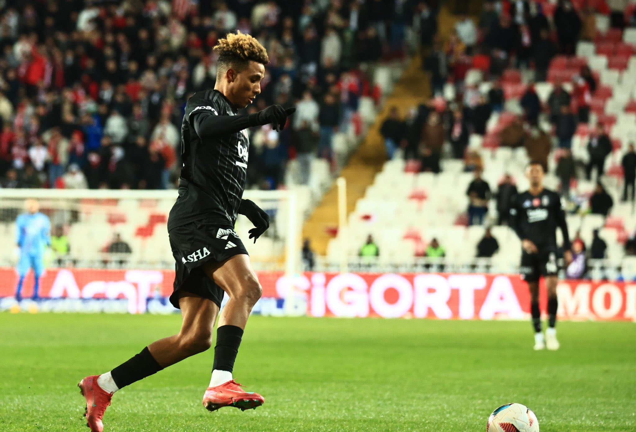 Beşiktaş'ta Gedson Fernandes şoku