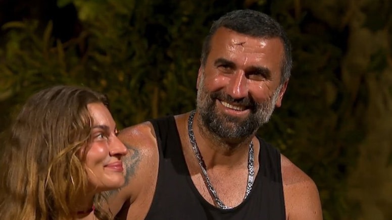 Survivor'da ikinci hırsızlık vakası: Villadan çalıp adaya saklamış