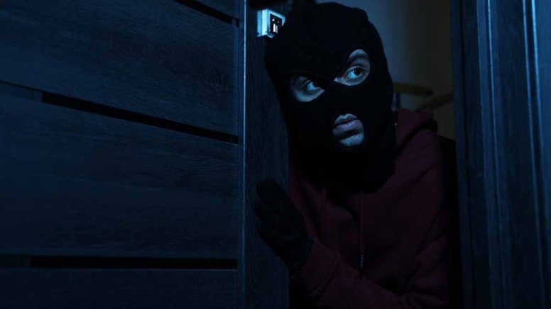 Fransa'da giderek yaygınlaşan yeni hırsızlık tekniği: Manhole