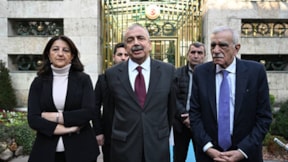 SON DAKİKA: DEM Parti vekillerini Ankara'ya çağırdı: İmralı heyeti cuma günü açıklama yapacak