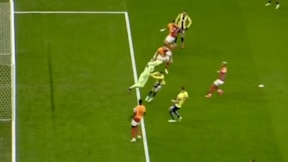 Fenerbahçe'nin ilk yarıda bulduğu gol sayılmadı... Faul kararı!