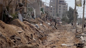 İsrail mülteci kampını havaya uçurdu