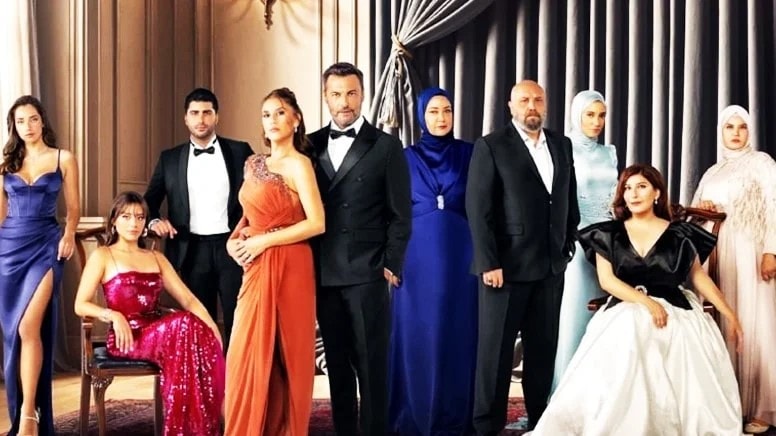 Günlerdir konuşulan iddia netleşti! 'Kızılcık Şerbeti'nde bomba ayrılık