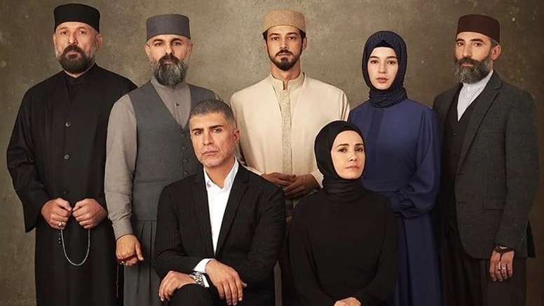 Kızıl Goncalar'da şaşırtan ayrılık! İki oyuncu birden diziye veda ediyor