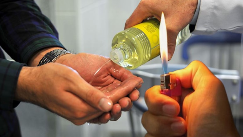 İzmir'de korkunç olay: TikTok şakası dediler, engelli personelin üzerine kolonya döküp ateşe verdiler