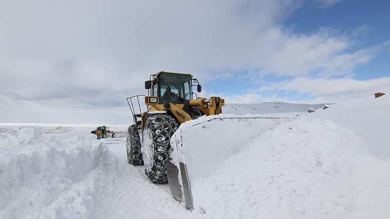 Kar tüm yurdu etkisi altına aldı: Kastamonu ve Amasya'da 758 köye ulaşım sağlanamıyor