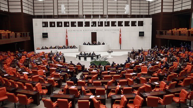 Saadet Partisi'nden “yapı kooperatifi” mağdurları için kanun teklifi