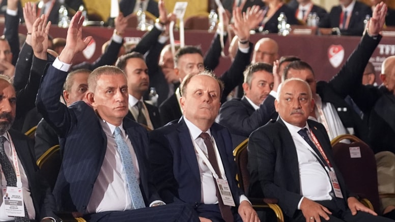 AKP Konya Milletvekili Baykan: 'O hakemler maç mı sattı!'