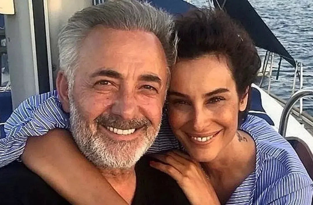 Mehmet Aslantuğ psikolog aşkını sosyal medyadan açıkladı