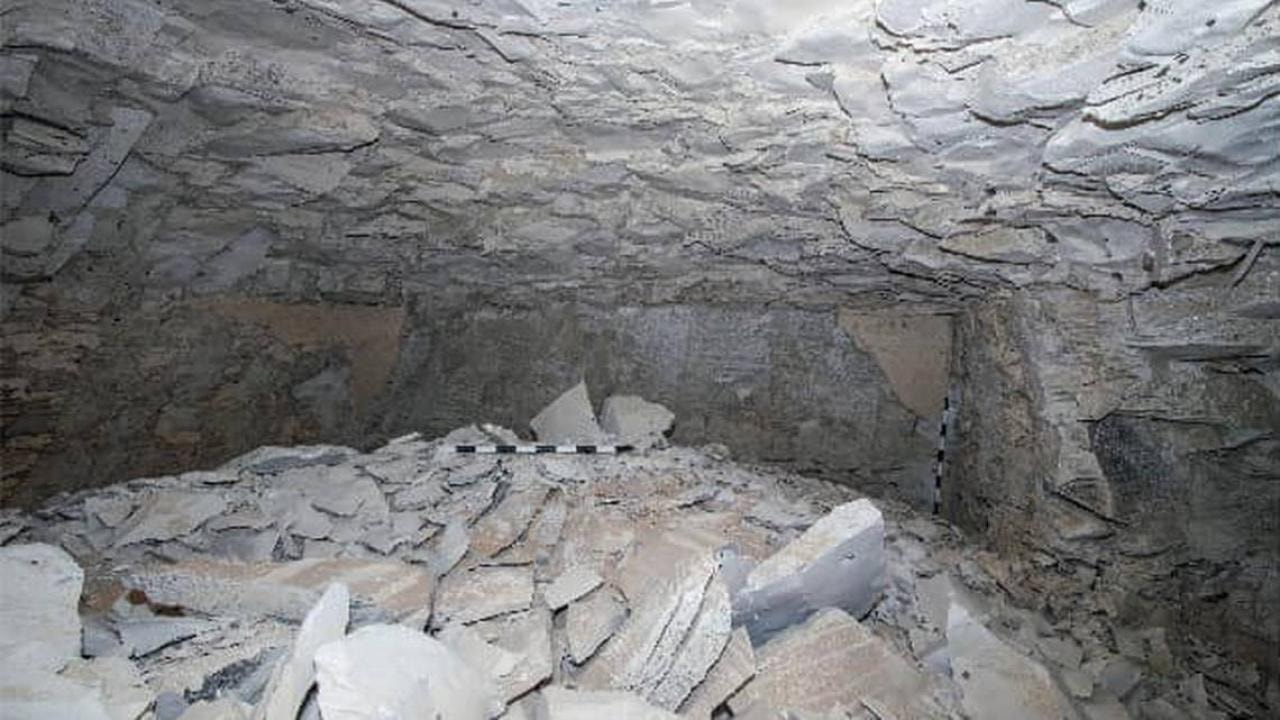 Mısır'da 3 bin 500 yıl öncesine ait firavun mezarı ortaya çıkarıldı