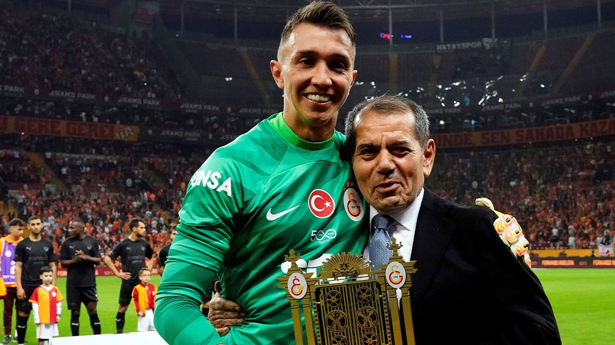 Galatasaray'da bir dönem sona eriyor