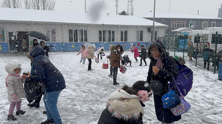 SON DAKİKA: İstanbul'un 9 ilçesinde okullar tatil edildi