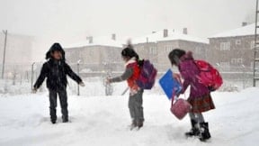 İstanbul'da yarın (20 Şubat) okullar tatil mi? Gözler Valiliğe çevrildi