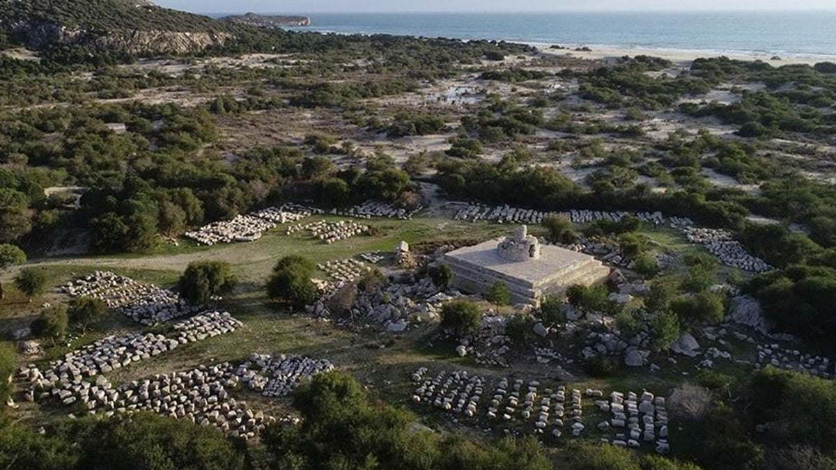 Patara Deniz Feneri'nin ışığı yüzyıllar sonra yeniden yanacak