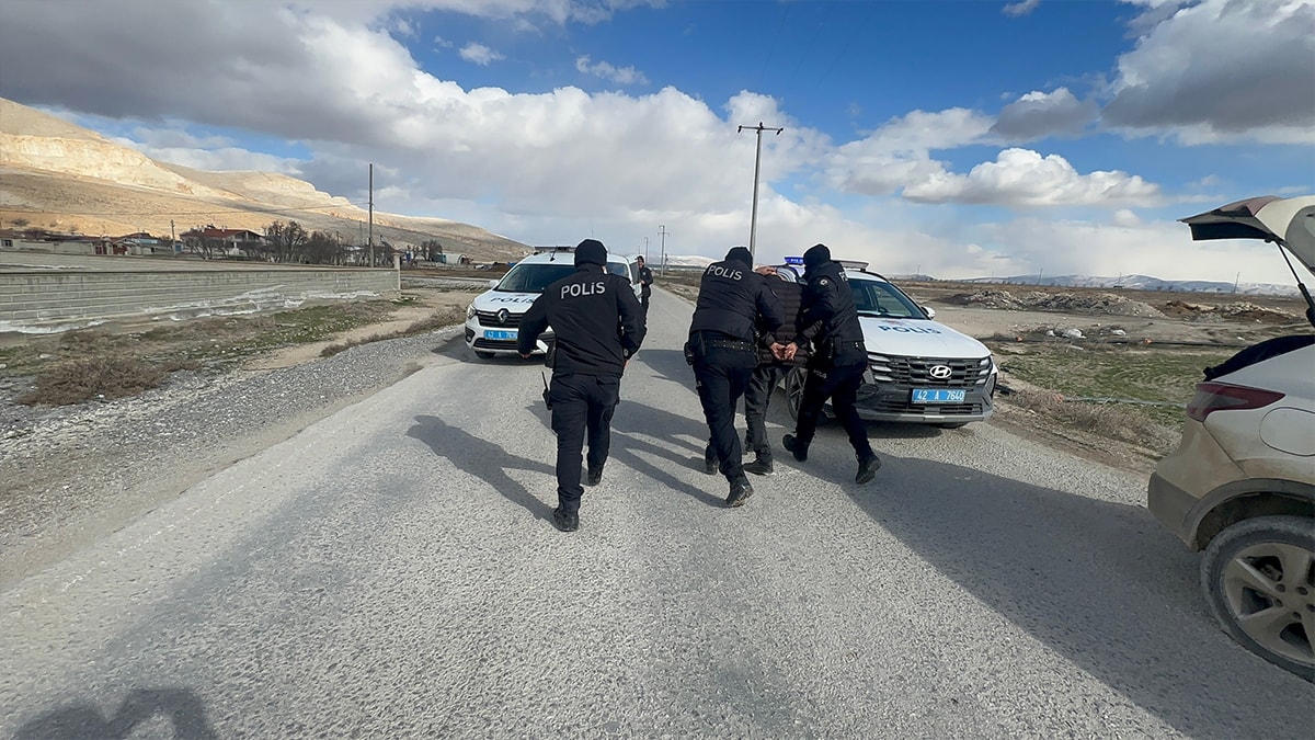 Polisten kaçan suç makinesi kovalamaca sonucu yakalandı