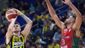 Fenerbahçe Beko evinde Yalovaspor'u '100'ledi