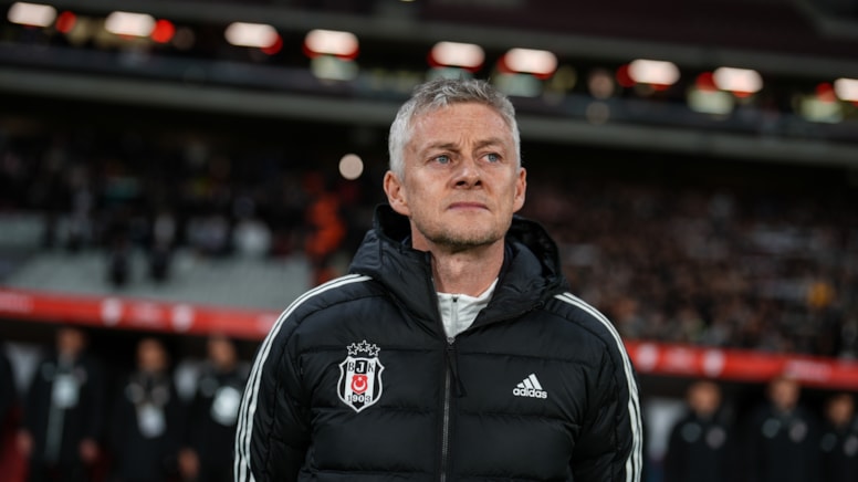 Ole Gunnar Solskjaer: Orta saha oyuncusu alacağız