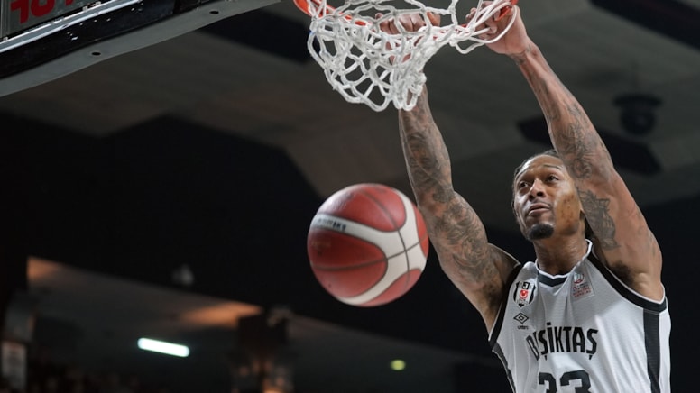 Anadolu Efes'i deviren Beşiktaş, Dörtlü Final'de