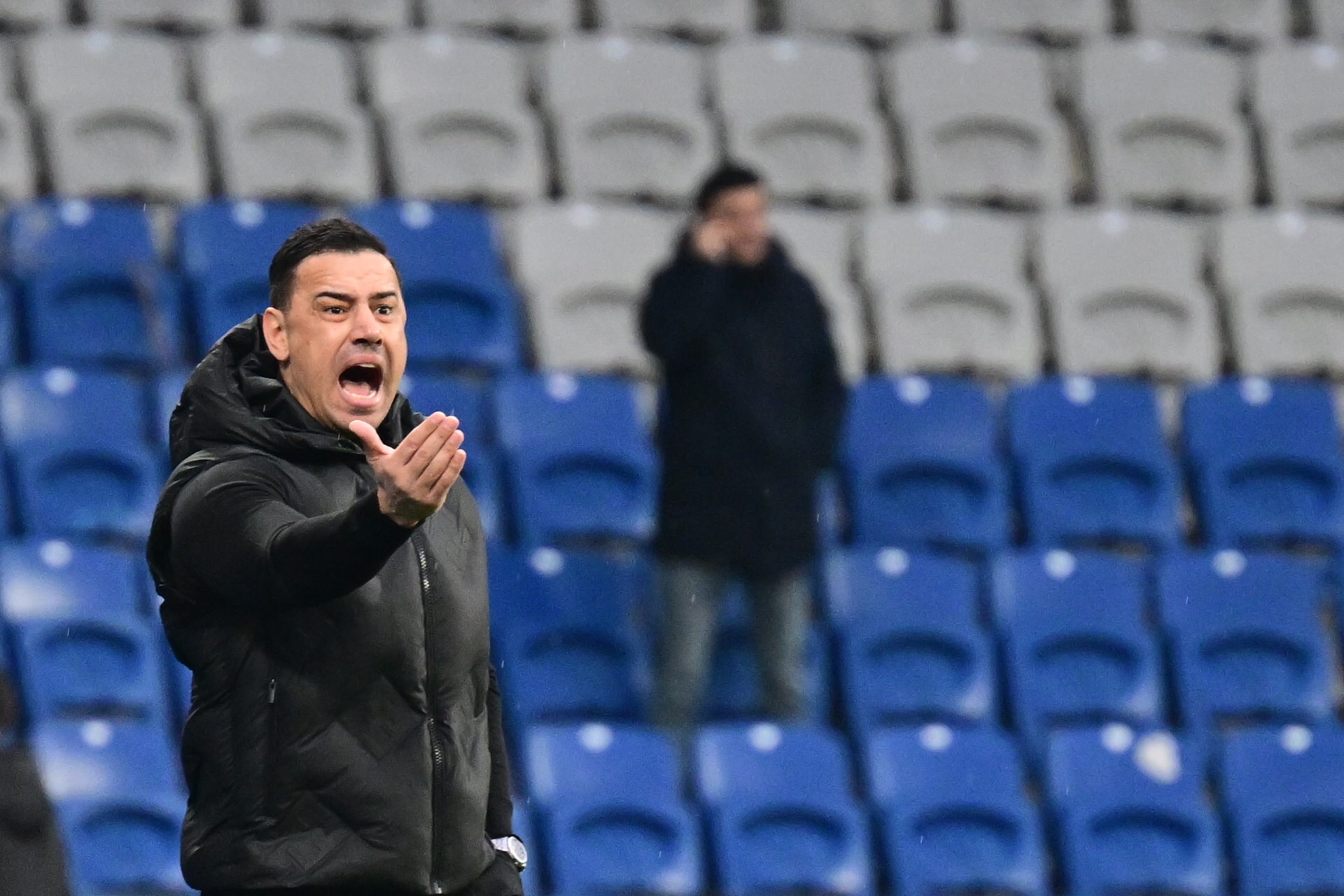 Çağdaş Atan'dan kamp kararı