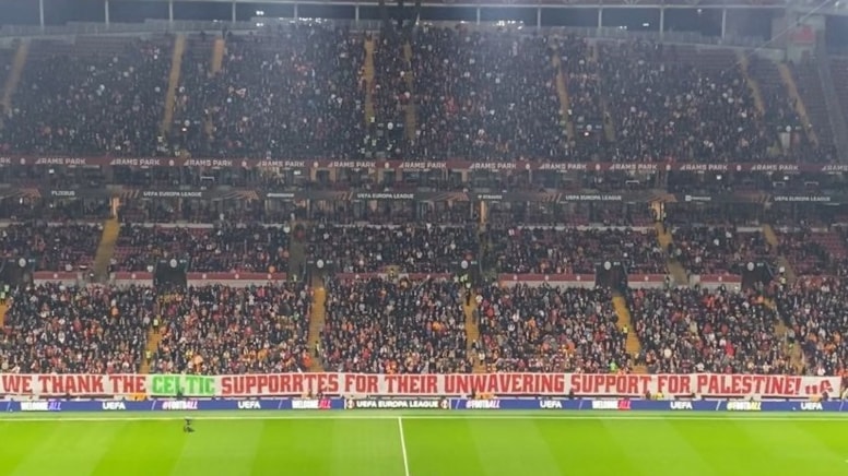 Celtic taraftar grubundan Galatasaray paylaşımı