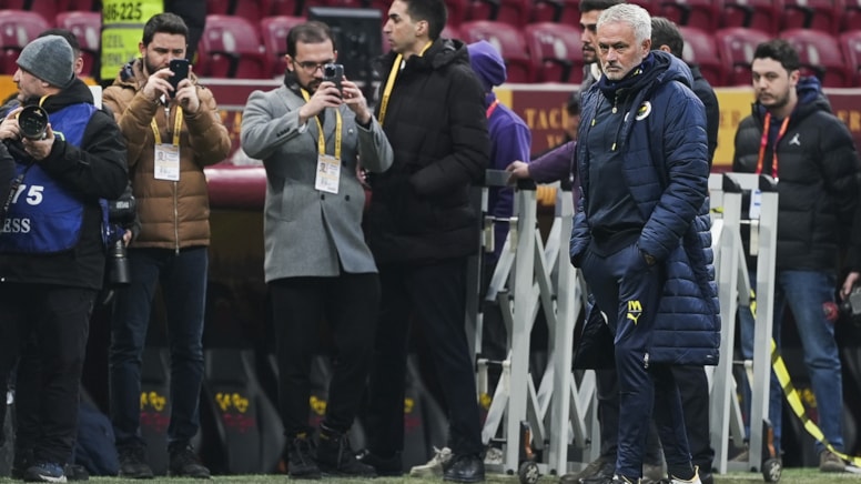 Jose Mourinho kadro tercihi hakkında konuştu