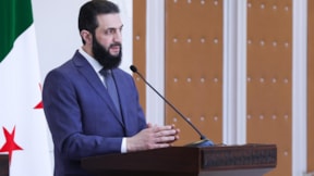 Suriye'de yeni yönetimin lideri Şaraa, Lazkiye ve Tartus'u ziyaret etti
