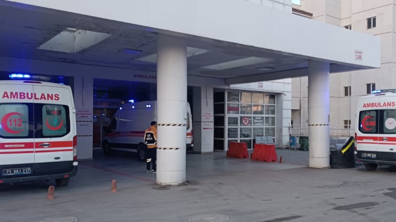 Kırıkkale'de öğretmen ve öğrenciler hastanelik oldu