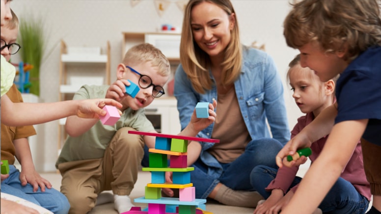 Anaokulu ve kreşlerde gürültü tehlikesi: Duyma kaybı olabilir