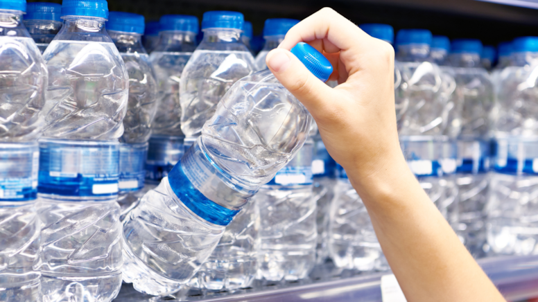 Ünlü su markasına dava açıldı: Otizme ve kansere neden oluyor... 'Reklamları durdurun'