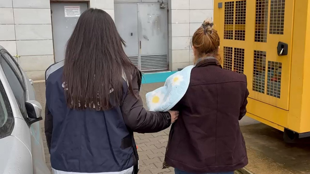 Trabzon'da hırsızlık yapan genç kadın Samsun'da yakalandı