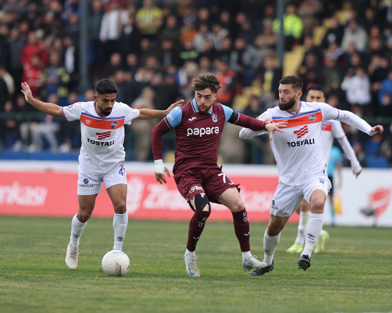 Trabzonspor'un çeyrek final ihtimalini son maça bıraktı