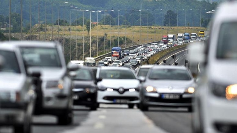 İstanbul'da yağış başladı, trafik yoğunluğu arttı
